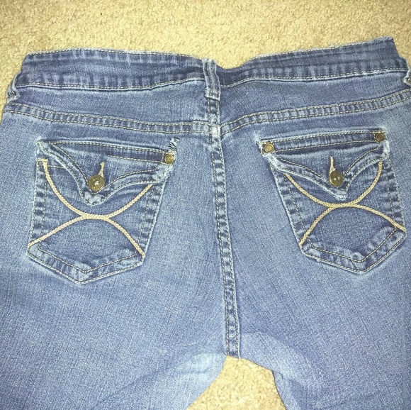 Jeans - Picture 3 of 4